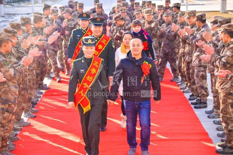 76人众将齐心合砍118分豪取赛季关键胜利