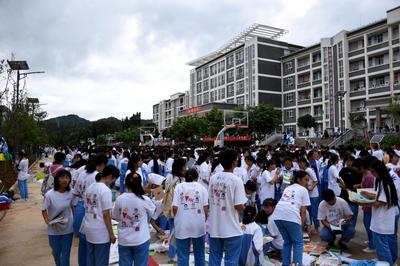 2020年7月3日,高考即将来临,云南省昌宁第一中学的高三