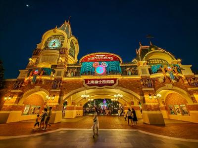 据悉,五年来,以上海迪士尼乐园为核心的上海国际旅游度假区累计接待