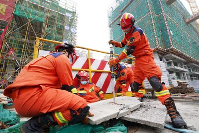 河北内丘组织开展地震救援拉动演练