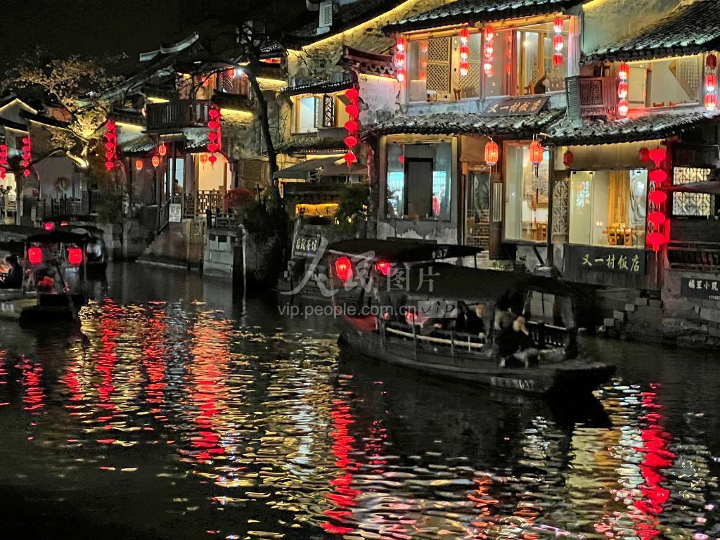 浙江嘉善：夜游西塘古镇-人民图片网