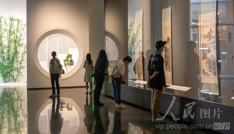 广东广州：艺博院里过周末-人民图片网