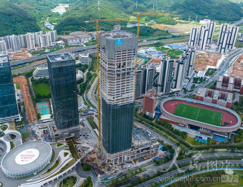 广东广州：知识城广场建设如火如荼-人民图片网
