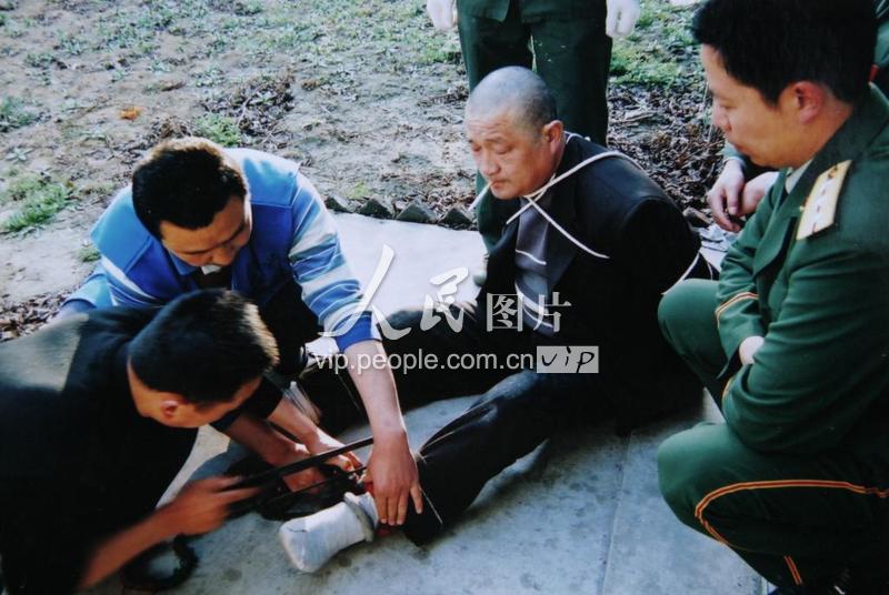 江苏徐州:枪决死刑犯-人民图片网