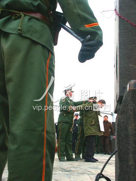 河南兰考召开公捕公判大会-人民图片网