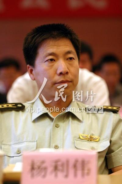 航天英雄杨利伟-人民图片网