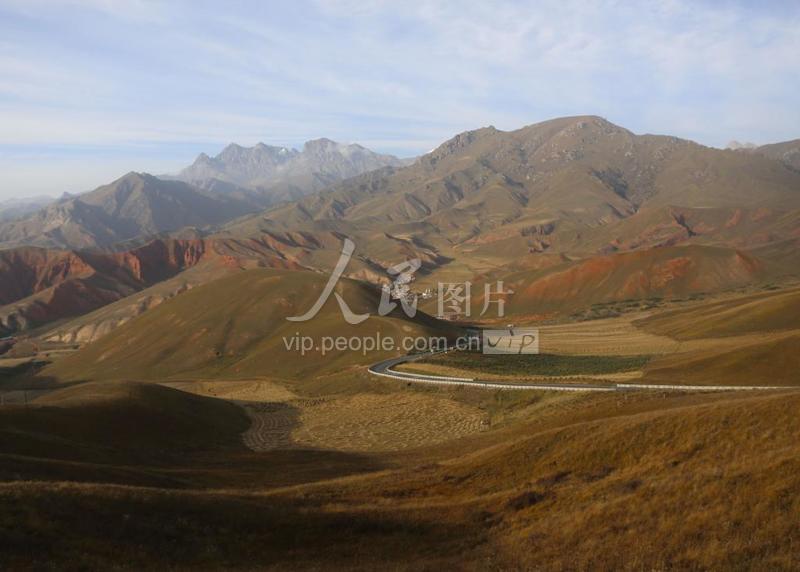 青海祁连:金秋卓尔山壮美如画-人民图片网