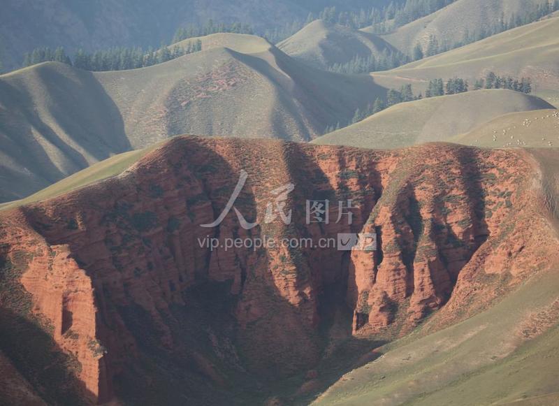 青海祁连:金秋卓尔山壮美如画-人民图片网