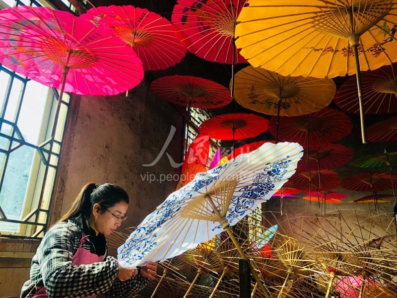 江西婺源：非遗彩伞畅销海内外-人民图片网