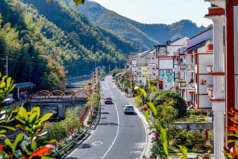 浙江磐安：小山村的美丽蝶变-人民图片网