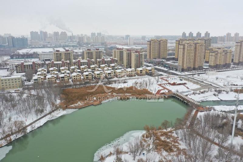 新疆博乐:雪落边城-人民图片网