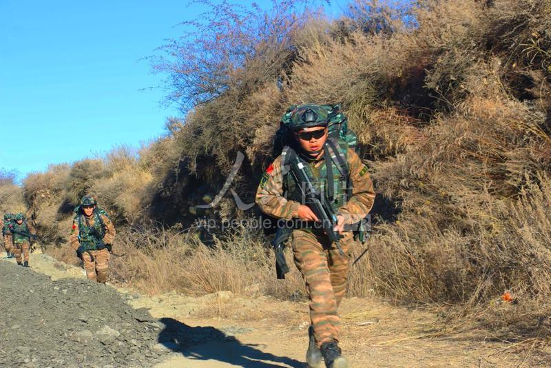 武警四川总队机动第三支队开展第四季度"魔鬼周"极限训练