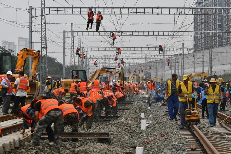 京沪线京广线普速铁路正式拨入新建北京丰台站内