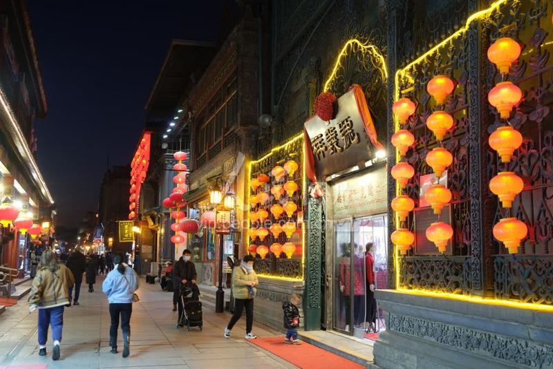 北京:前门大街夜色美-人民图片网