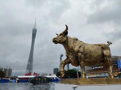 花城广州"金牛"迎春来