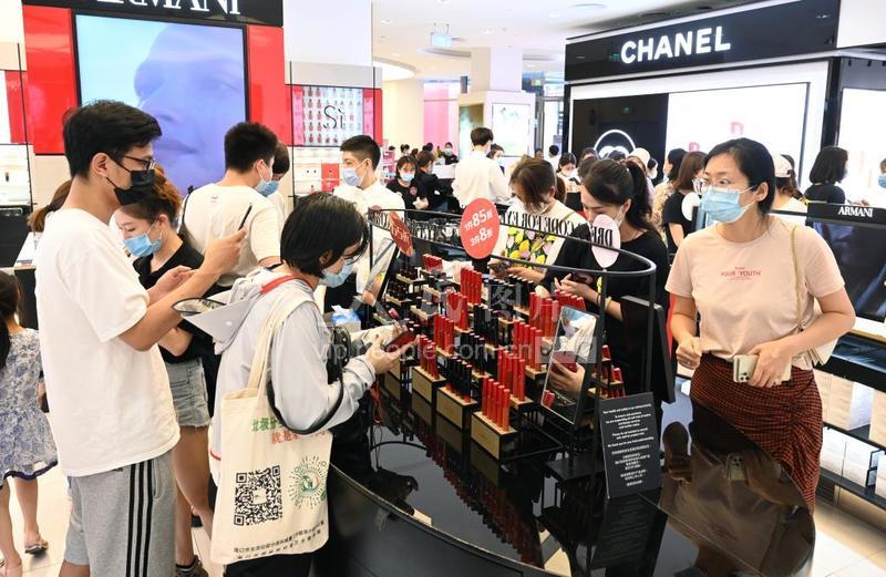海口:离岛免税购物热-人民图片网