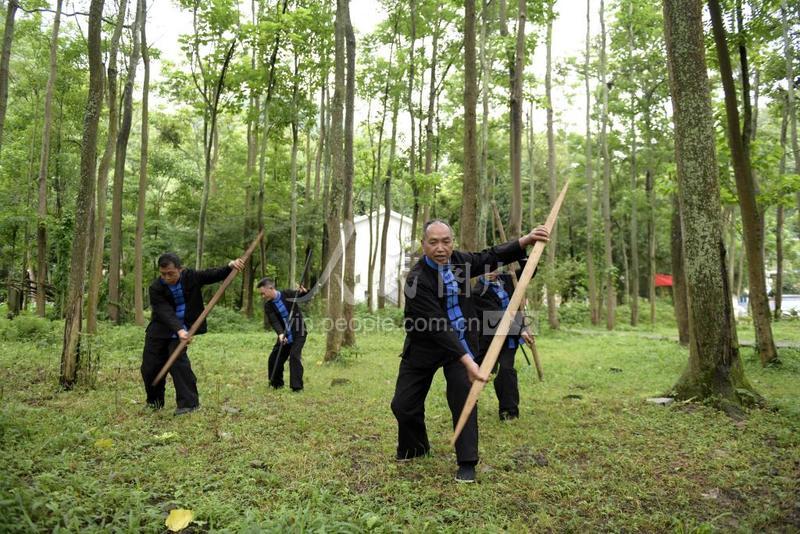 贵州安龙：布依族武术 从生活到国家非遗-人民图片网