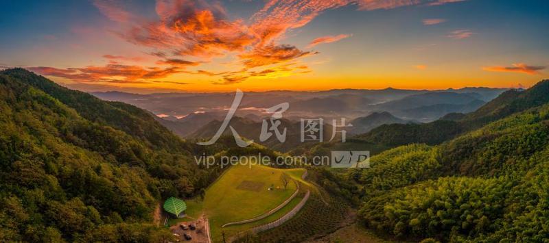 浙江新昌:日出天姥山-人民图片网