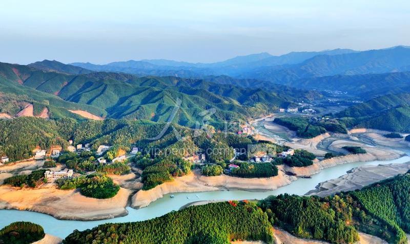 湖南常宁:湿地公园秋渐浓-人民图片网