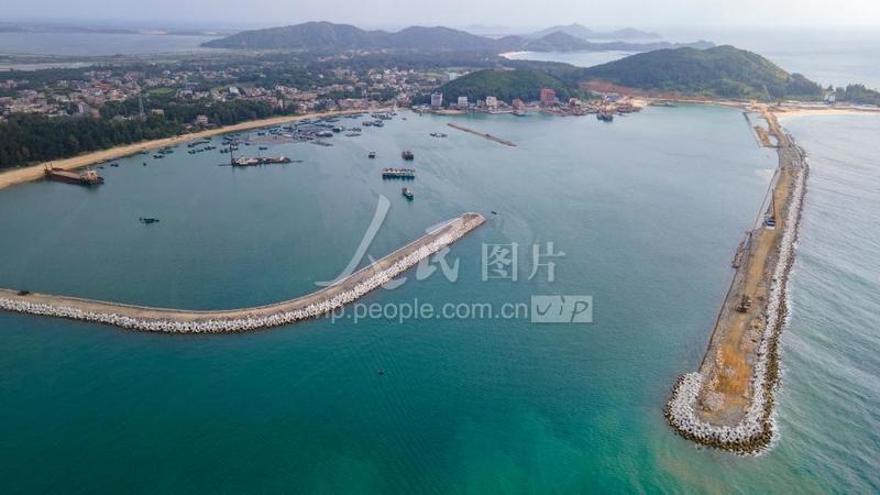 海南万宁:乌场渔港建设稳步推进-人民图片网
