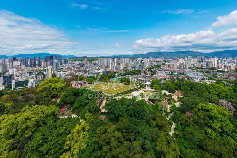 福州:“乌山”还民山更绿-人民图片网