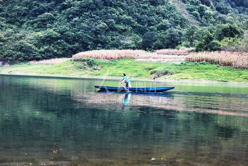 贵州黔西:绿水清波好行船-人民图片网