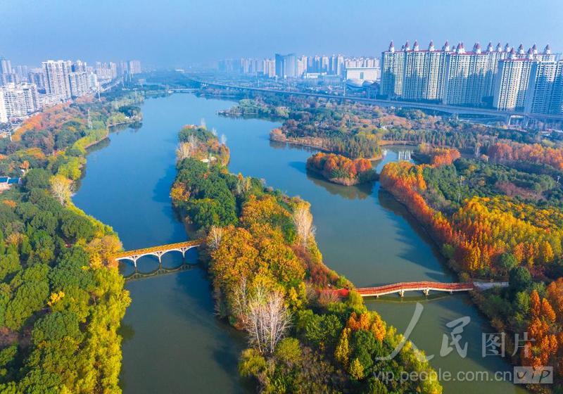 湖北孝感:生态水城冬景美-人民图片网