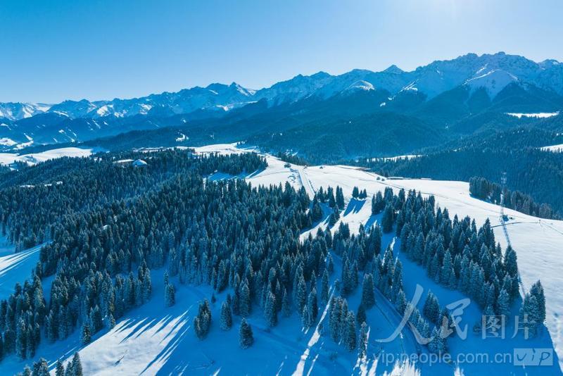新疆奇台:江布拉克景区雪后风光如画-人民图片网