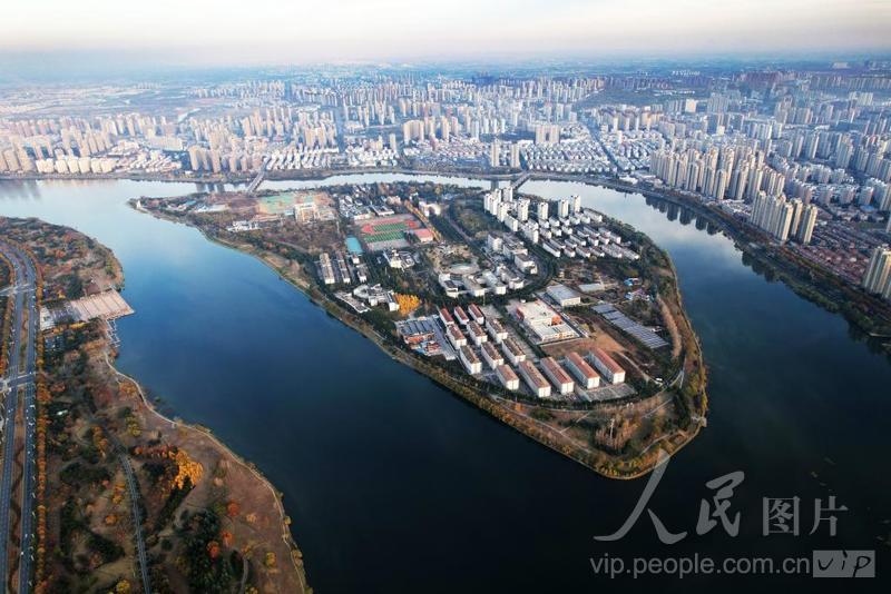 安徽六安：月亮岛冬景美-人民图片网