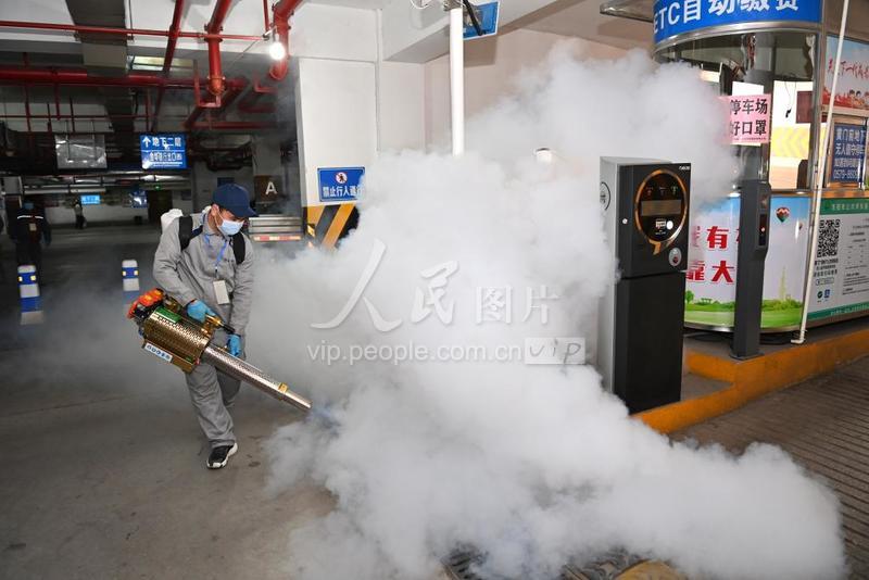 浙江东阳：清死角消杀越冬蚊护健康-人民图片网