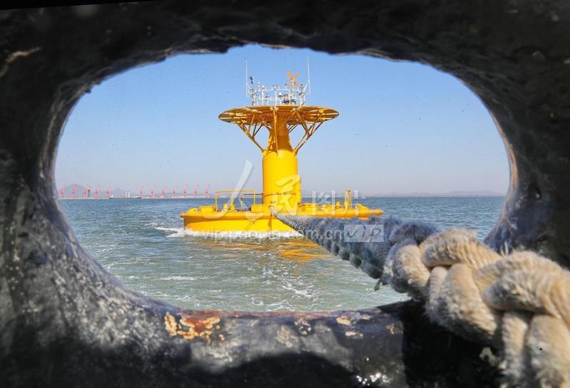 河北秦皇岛：北方海区最大的海上航标布设成功-人民图片网