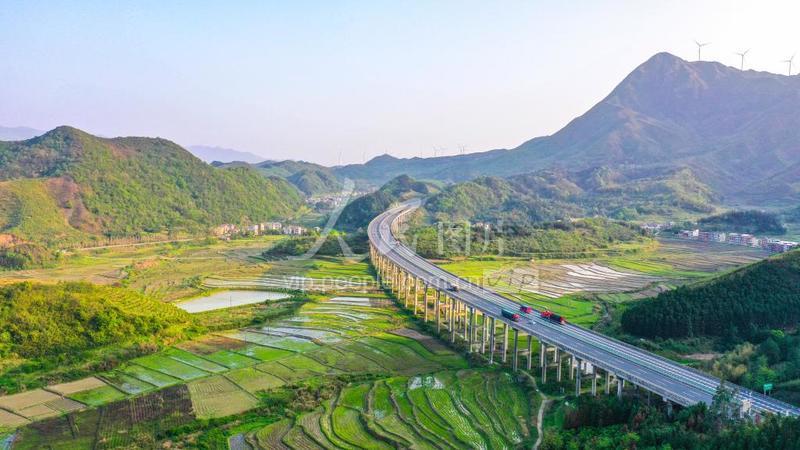 湖南常宁:春日乡村美如画-人民图片网