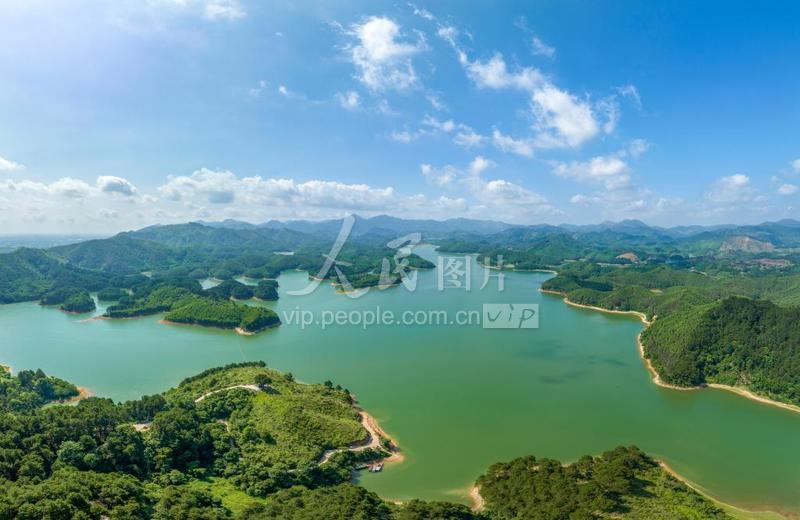 广西宾阳：绿水青山生态美-人民图片网