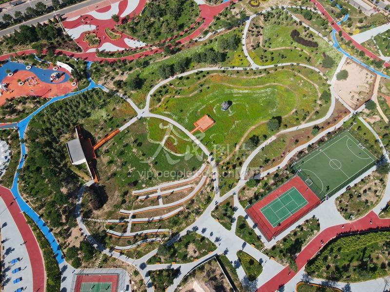 甘肃平凉:巧用城市空间 方便群众健身-人民图片网