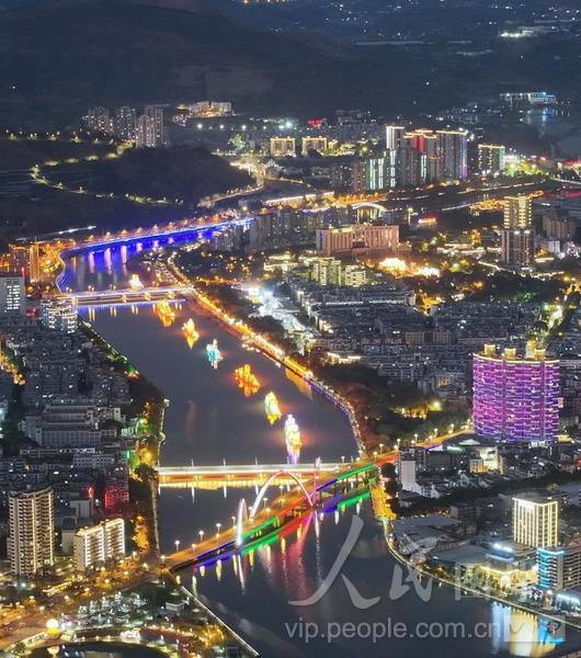 四川米易安宁河畔夜色美