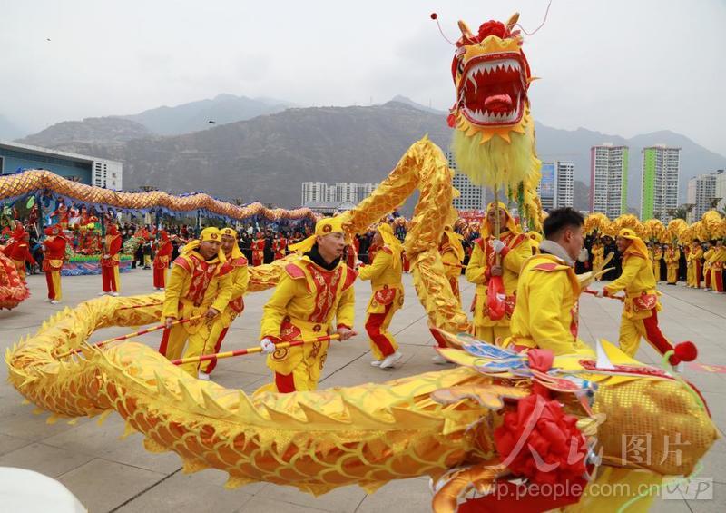 甘肃陇南:社火闹春迎元宵-人民图片网