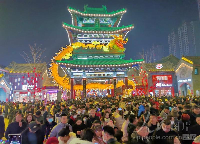 甘肃兰州：老街文旅经济热-人民图片网
