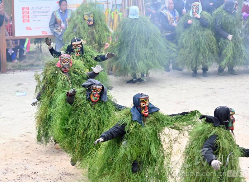 广西融水:“苗族芒篙节”迎客来-人民图片网
