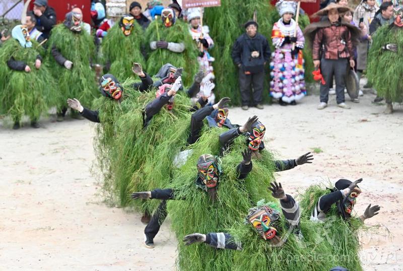 广西融水:“苗族芒篙节”迎客来-人民图片网