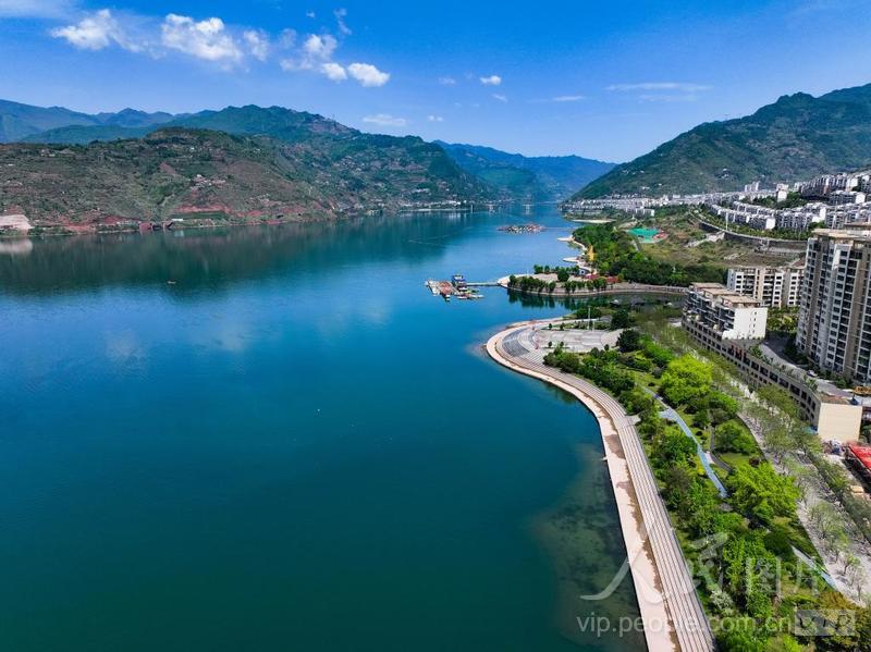 云南绥江:城市公园生态美-人民图片网