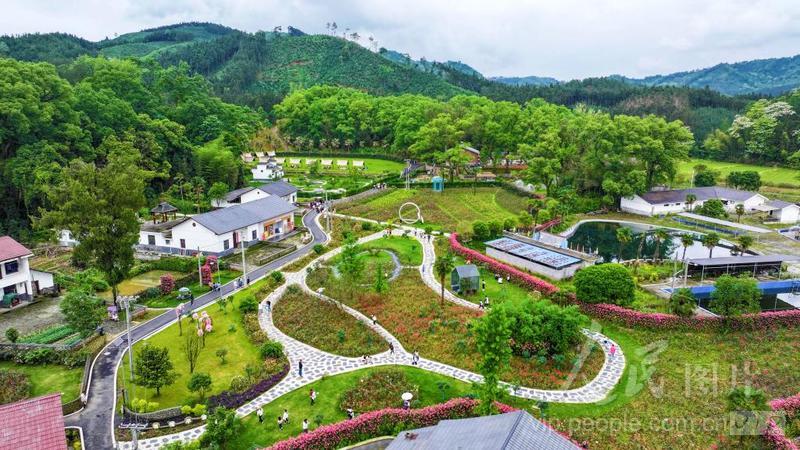江西宜丰：“五一”假期 乡村游热度攀升-人民图片网