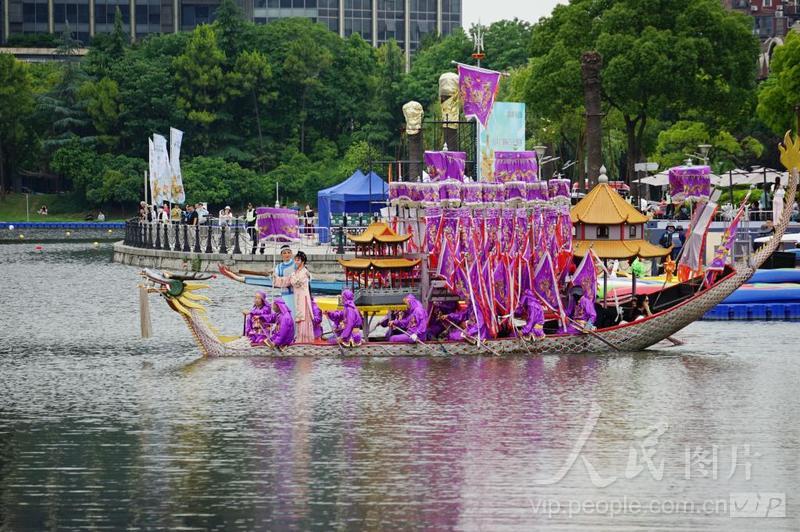 上海:罗店龙船文化节开幕-人民图片网