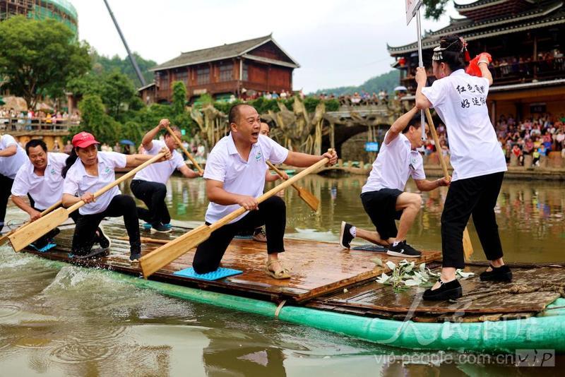 湖南通道:赛竹排 迎端午-人民图片网